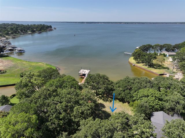 121 Autumn Wood Trail, Gun Barrel City, TX 75156