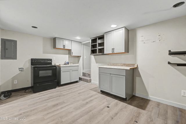 2058 Pascagoula Street, Pascagoula, MS 39567