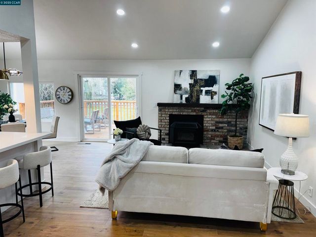 30 Greensboro Way, Antioch, CA 94509