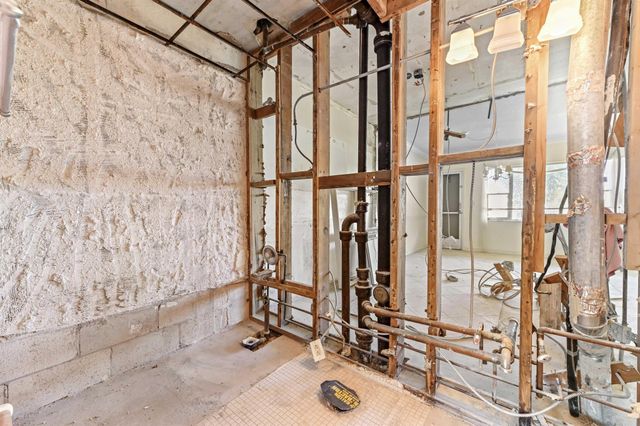 3200 NE 7th Court 205b, Pompano Beach, FL 33062