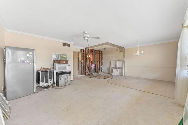 3200 NE 7th Court 205b, Pompano Beach, FL 33062