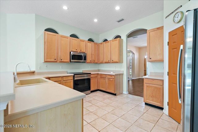 3042 DONATO Drive N, Jacksonville, FL 32226