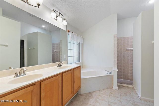 3042 DONATO Drive N, Jacksonville, FL 32226