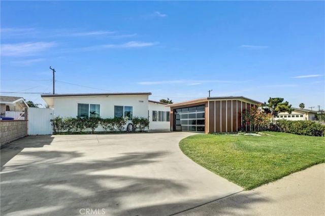 13581 Yosemite Drive, Westminster, CA 92683
