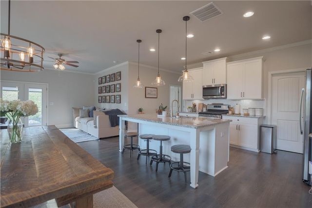 6363 Crosscreek Lane, Flowery Branch, GA 30542