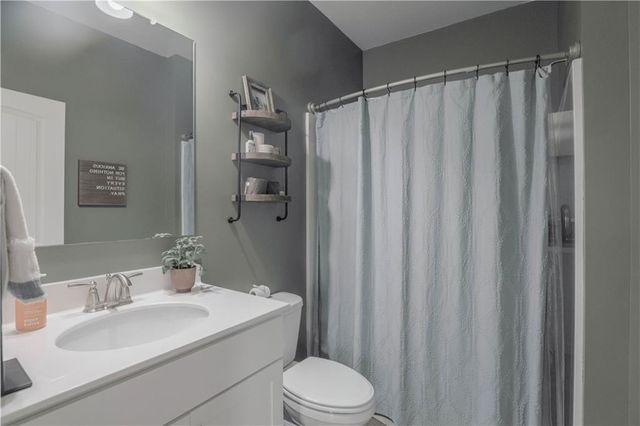 6363 Crosscreek Lane, Flowery Branch, GA 30542