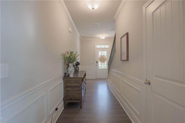 6363 Crosscreek Lane, Flowery Branch, GA 30542