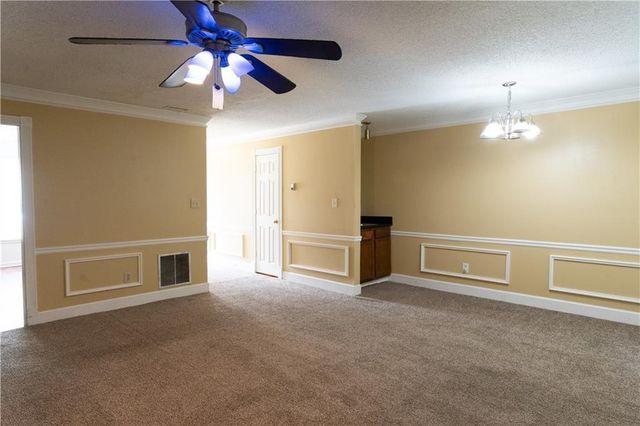 1024 Oaks Parkway SE, Smyrna, GA 30082