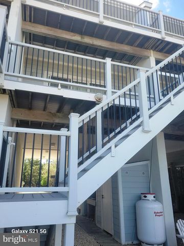 40123 SEASIDE DR #18, Fenwick Island, DE 19944