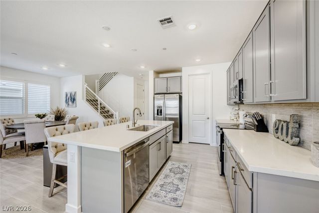 1579 Hopeful Lark Lane, Las Vegas, NV 89138