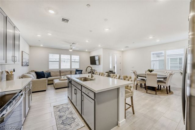 1579 Hopeful Lark Lane, Las Vegas, NV 89138