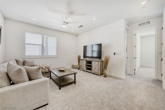 1579 Hopeful Lark Lane, Las Vegas, NV 89138