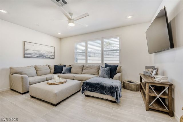 1579 Hopeful Lark Lane, Las Vegas, NV 89138