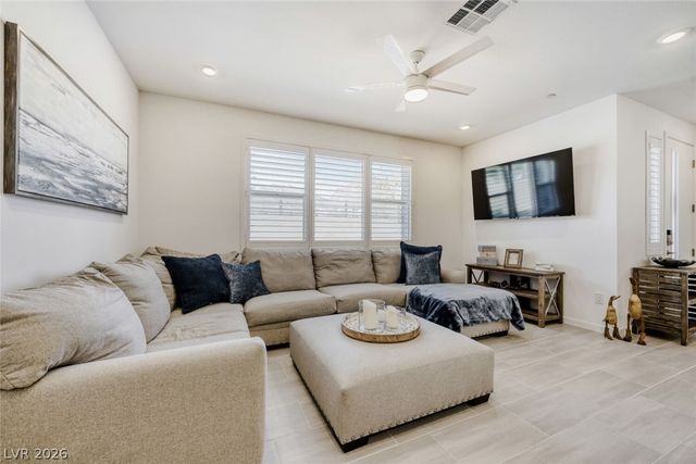 1579 Hopeful Lark Lane, Las Vegas, NV 89138