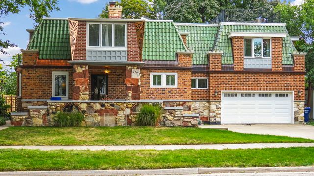 535 N Ashland Avenue, La Grange Park, IL 60526