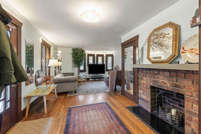 535 N Ashland Avenue, La Grange Park, IL 60526