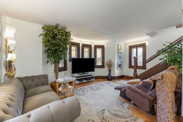 535 N Ashland Avenue, La Grange Park, IL 60526