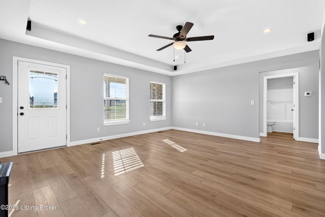 219 Cassidy Dr, Taylorsville, KY 40071