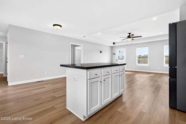 219 Cassidy Dr, Taylorsville, KY 40071