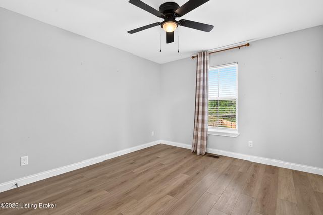 219 Cassidy Dr, Taylorsville, KY 40071