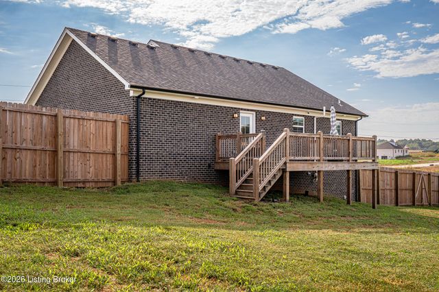 219 Cassidy Dr, Taylorsville, KY 40071