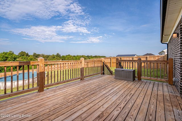 219 Cassidy Dr, Taylorsville, KY 40071