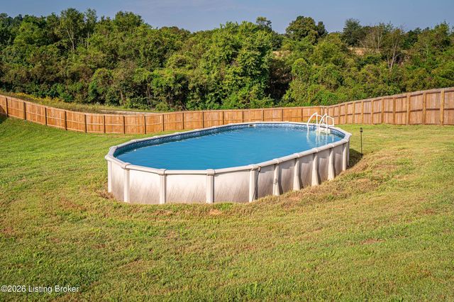 219 Cassidy Dr, Taylorsville, KY 40071