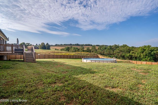 219 Cassidy Dr, Taylorsville, KY 40071