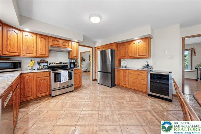 947 Tamenend Road, Moore Twp, PA 18014