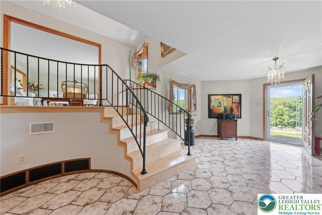 947 Tamenend Road, Moore Twp, PA 18014