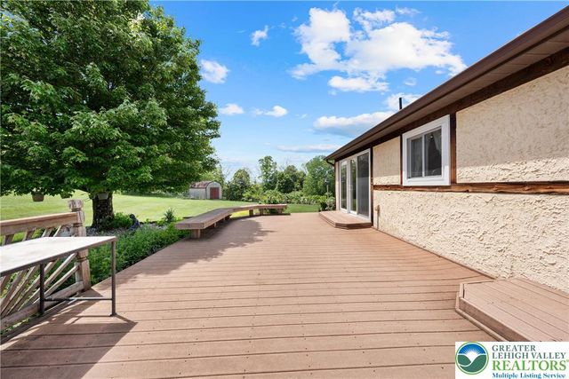 947 Tamenend Road, Moore Twp, PA 18014