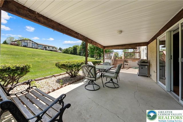 947 Tamenend Road, Moore Twp, PA 18014