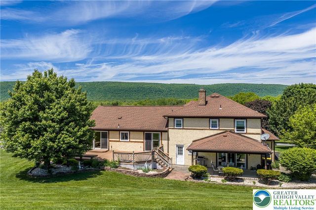 947 Tamenend Road, Moore Twp, PA 18014