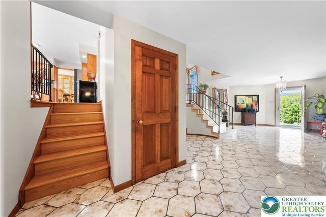 947 Tamenend Road, Moore Twp, PA 18014