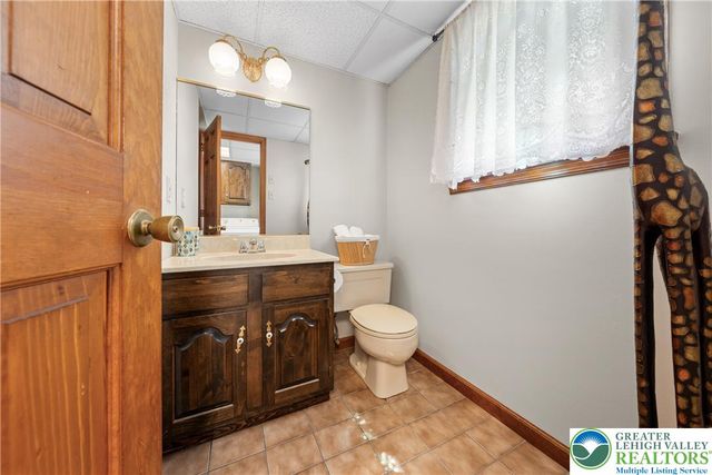 947 Tamenend Road, Moore Twp, PA 18014