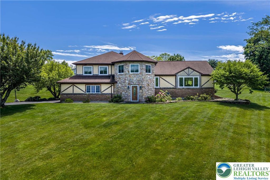 947 Tamenend Road, Moore Twp, PA 18014
