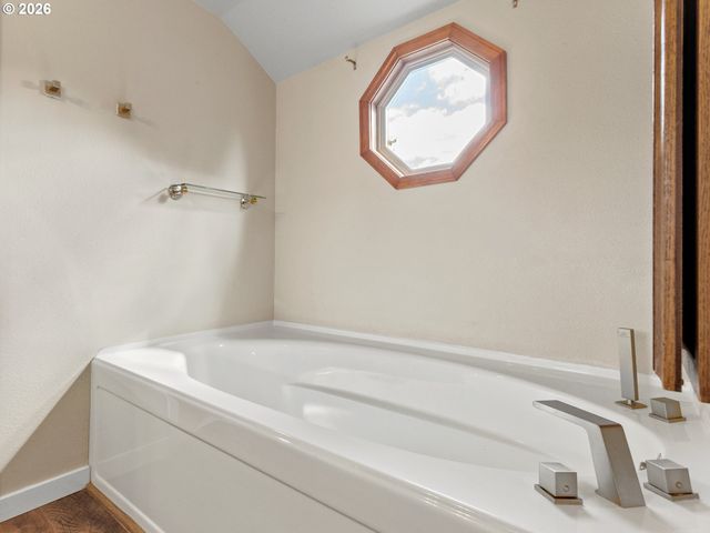 16018 Ne 36TH Ave, Ridgefield, WA 98642