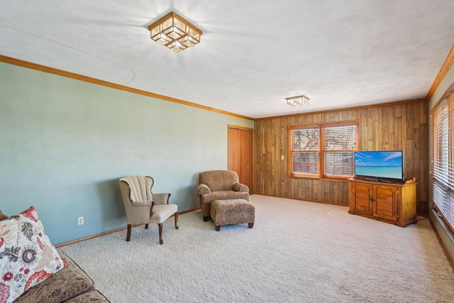 428 Ridge AVENUE, Burlington, WI 53105