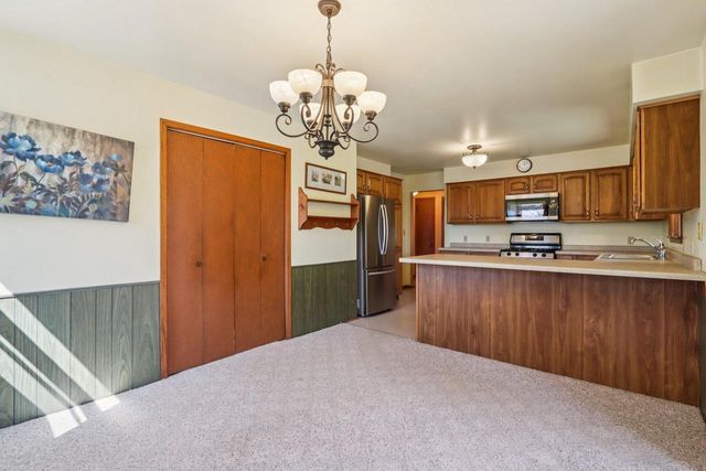 428 Ridge AVENUE, Burlington, WI 53105