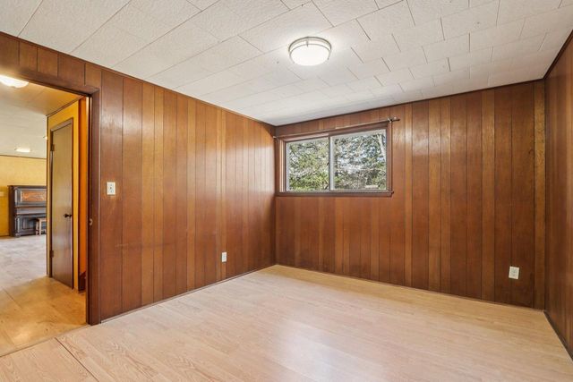 428 Ridge AVENUE, Burlington, WI 53105