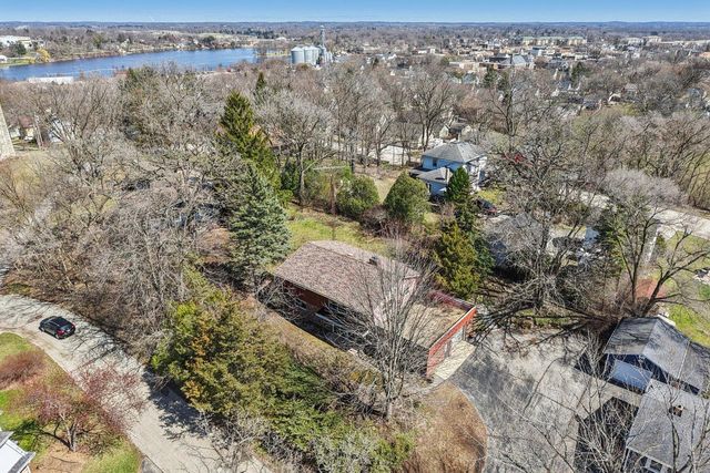 428 Ridge AVENUE, Burlington, WI 53105