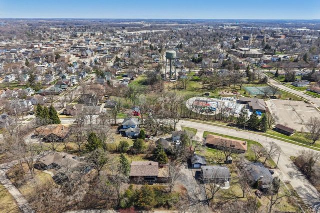 428 Ridge AVENUE, Burlington, WI 53105