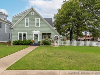 1001 S Johnstone Avenue, Bartlesville, OK 74003