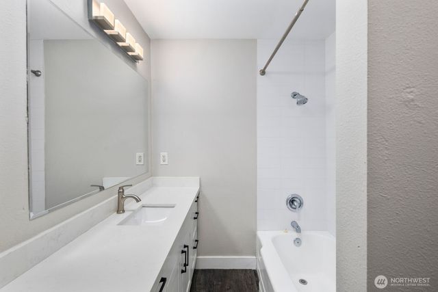 1220 25th Street SE, Auburn, WA 98002