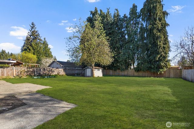 1220 25th Street SE, Auburn, WA 98002