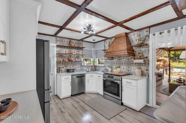 110 Chestnut Street, Toms River, NJ 08753