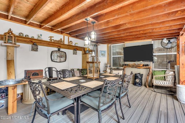 110 Chestnut Street, Toms River, NJ 08753