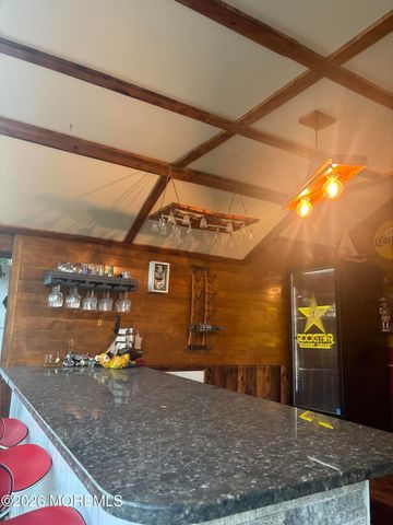 110 Chestnut Street, Toms River, NJ 08753