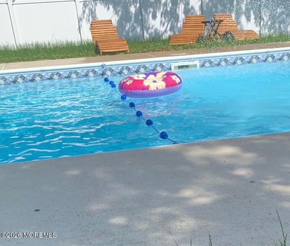 110 Chestnut Street, Toms River, NJ 08753