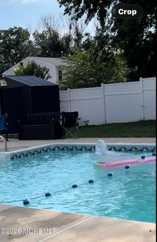 110 Chestnut Street, Toms River, NJ 08753